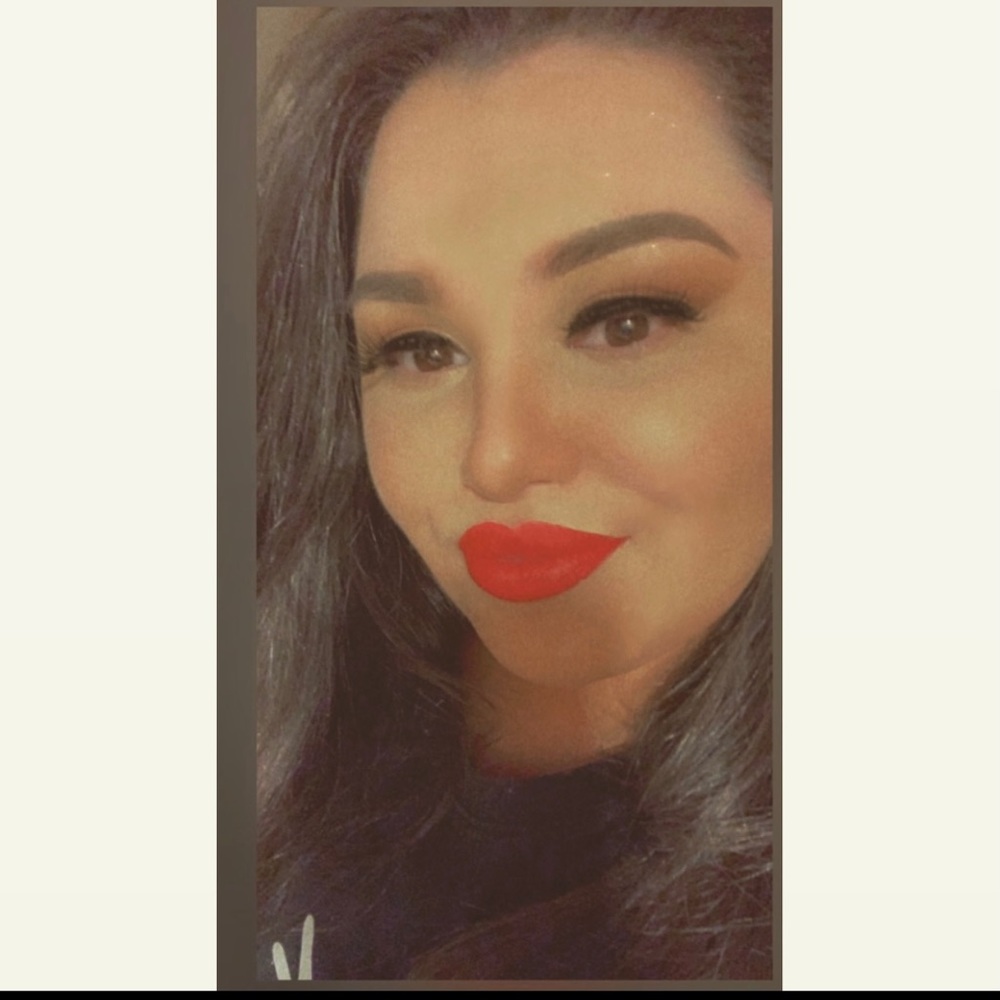 Meet your Posher, Sabrina